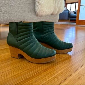 Beklina - Boots with Wooden Platform - size 11